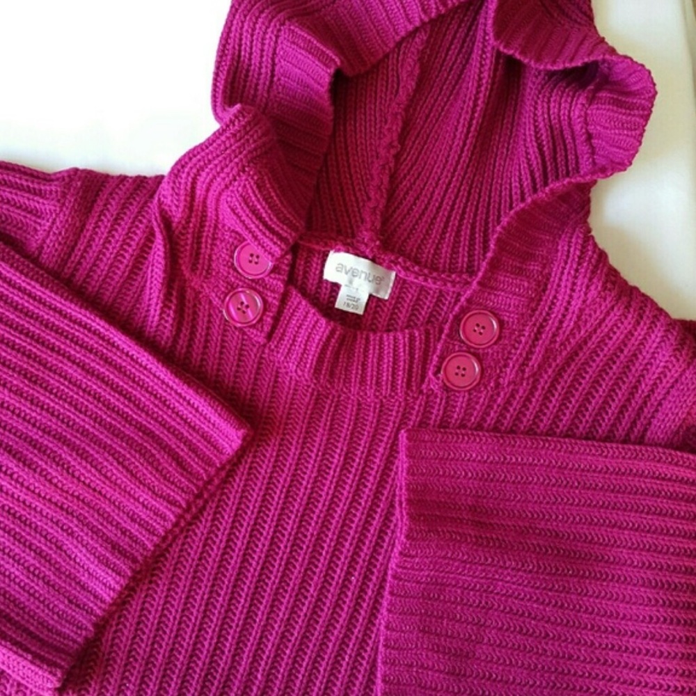 Avenue Women's Pink Sweater
